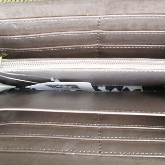 NWT Anne Klein color block wallet in black tan and cream - Picture 3 of 5